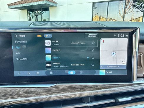 Used 2024 Hyundai Santa Fe Limited image 12