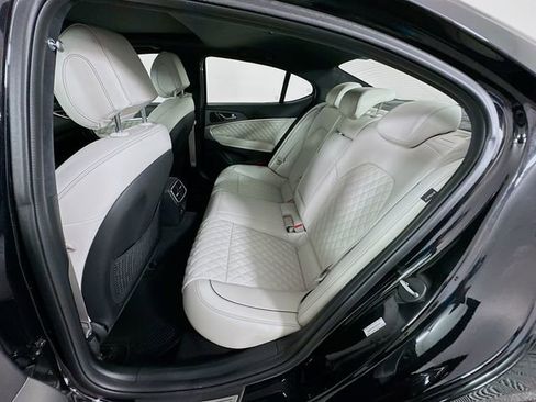 Certified 2025 Genesis G70 3.3T Advanced w/ Sport Prestige Package image 25