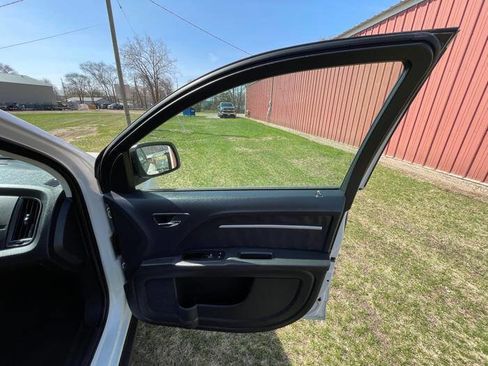 Used 2010 Dodge Journey SXT w/ Flexible Seating Group FWD image 31