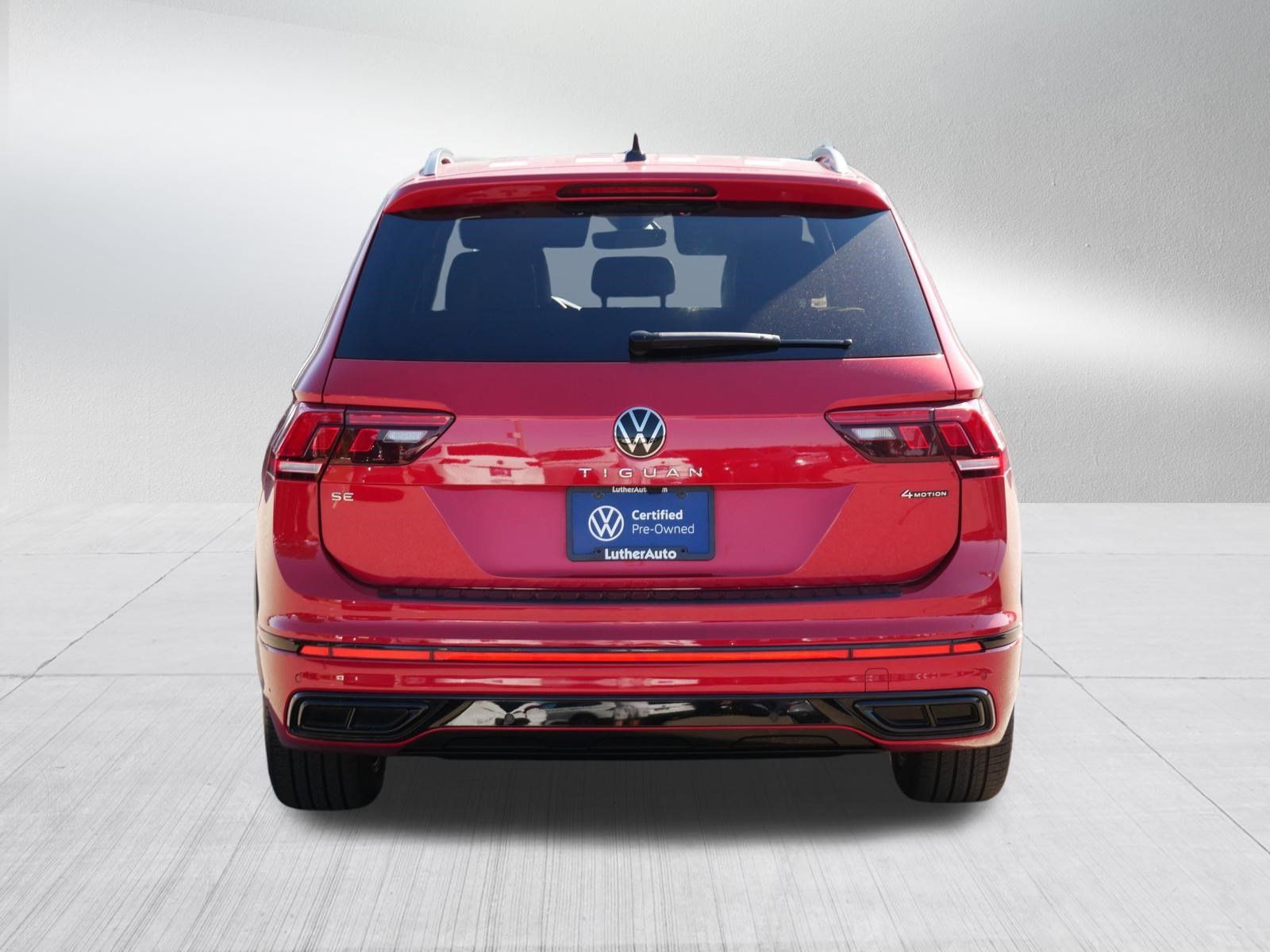 Certified 2024 Volkswagen Tiguan SE R-Line AWD/4WD image 6