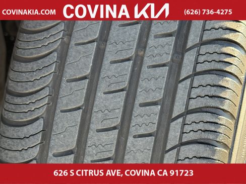 Used 2022 Toyota RAV4 LE image 29