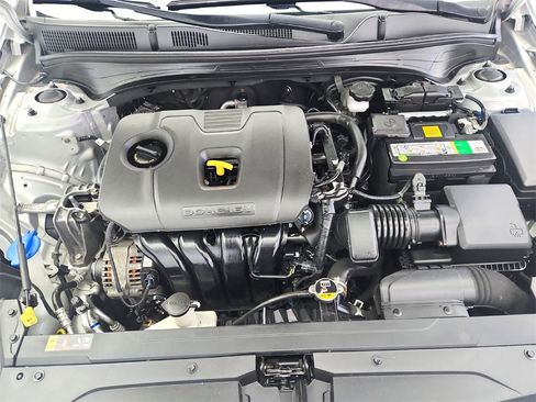 Used 2021 Kia Forte LXS image 32