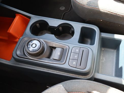 Used 2022 Ford Maverick XLT FWD image 25