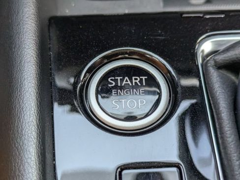 Used 2024 Nissan Kicks SR FWD image 32