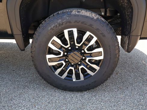 New 2026 GMC Sierra 3500 Denali Ultimate AWD/4WD image 38