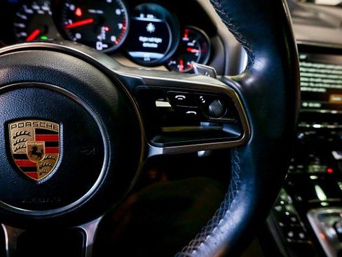 Used 2016 Porsche Cayenne image 33