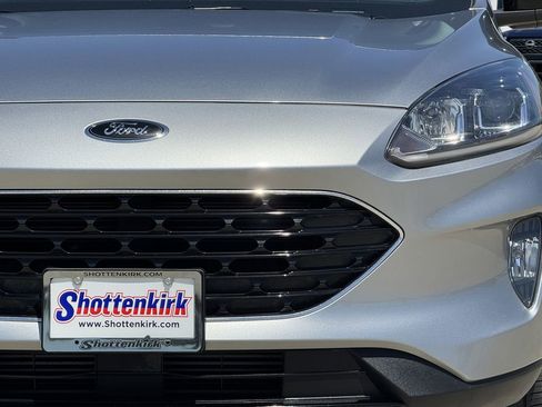 Used 2022 Ford Escape SEL w/ SEL Stealth AWD Package image 8