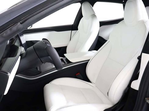 Used 2021 Tesla Model S Plaid image 29