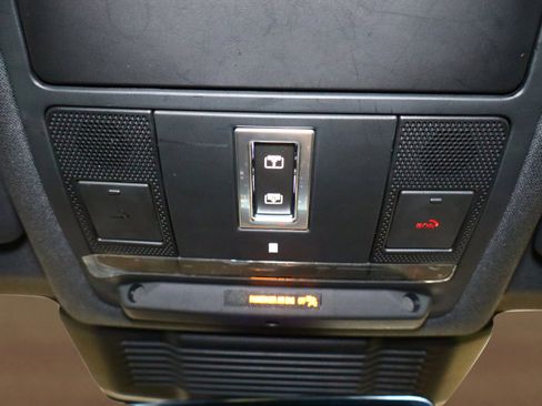 Used 2021 Land Rover Discovery Sport S image 36