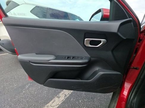 Used 2025 Kia K4 FWD image 14