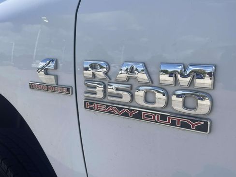 Used 2017 RAM 3500 Tradesman w/ Chrome Appearance Group AWD/4WD image 13