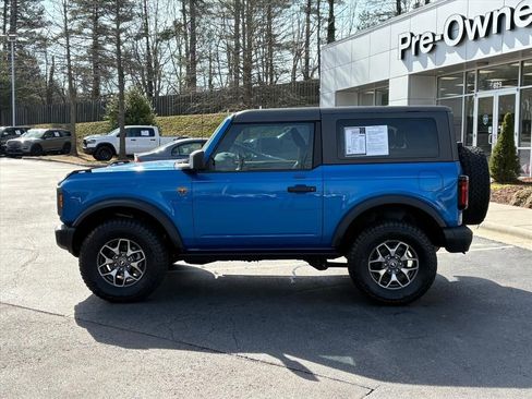 Used 2022 Ford Bronco Badlands image 3