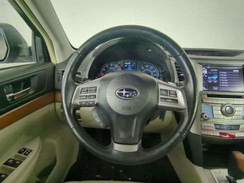 Used 2014 Subaru Outback 3.6R Limited image 25