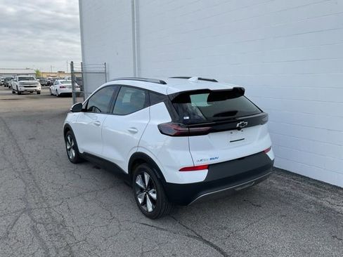 Used 2022 Chevrolet Bolt EUV LT w/ Convenience Package image 30