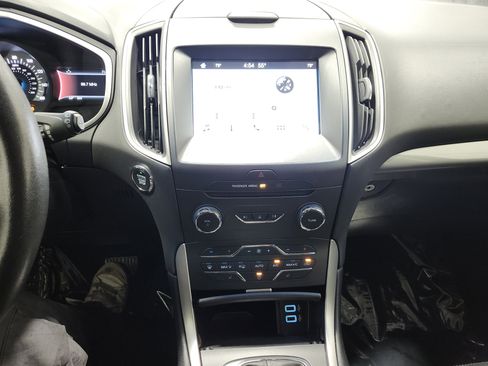 Used 2017 Ford Edge SEL w/ Equipment Group 201A image 32