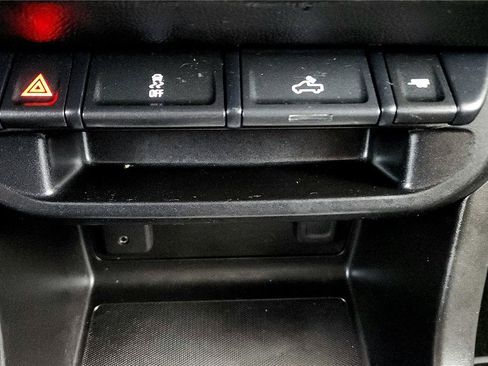 Used 2016 Chevrolet Colorado LT w/ LT Convenience Package image 34