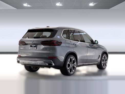 Used 2026 BMW X5 sDrive40i w/ Premium Package RWD image 9