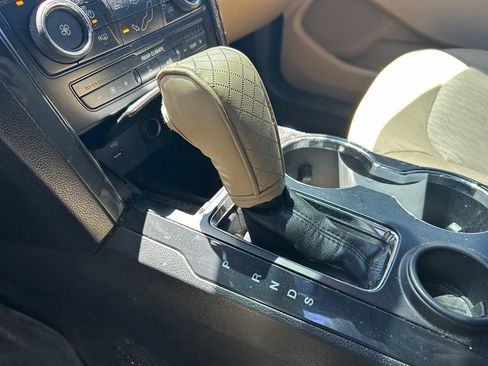 Used 2017 Ford Explorer FWD image 22