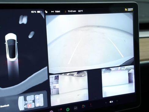 Used 2022 Tesla Model 3 Long Range AWD/4WD image 19