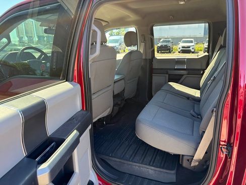 Used 2018 Ford F150 XLT w/ Equipment Group 302A Luxury AWD/4WD image 12
