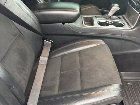 Used 2019 Jeep Grand Cherokee Altitude image 34