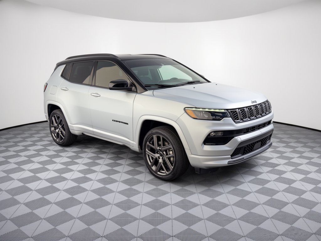 Used 2025 Jeep Compass Limited w/ High Altitude Package AWD/4WD image 7