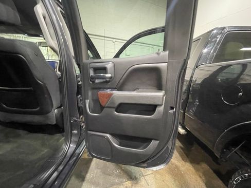 Used 2015 GMC Sierra 1500 SLE w/ SLE Value Package RWD image 18