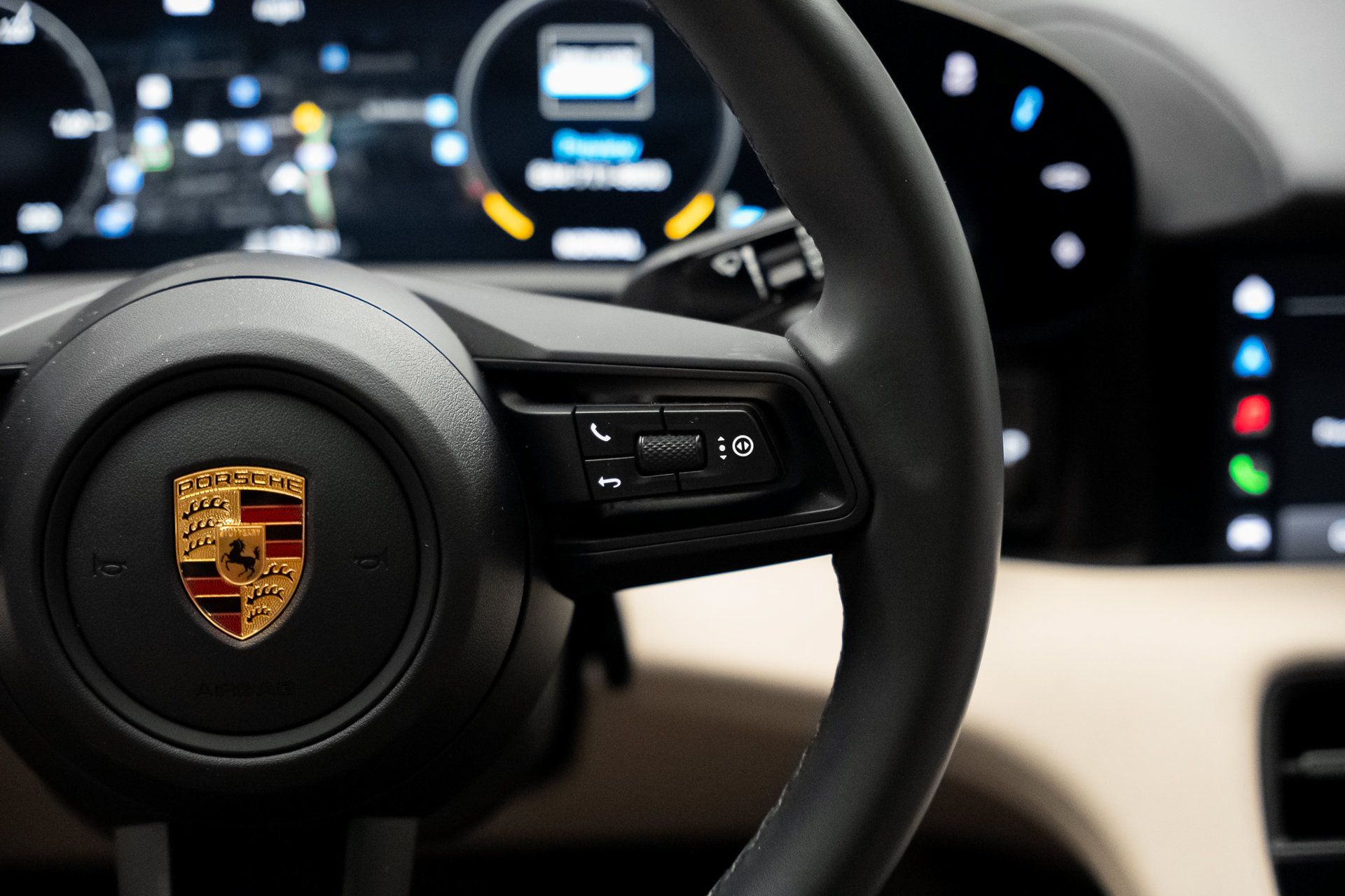 Used 2022 Porsche Taycan RWD image 42