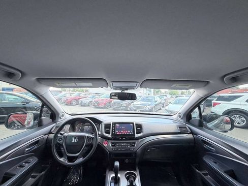Used 2018 Honda Ridgeline RTL-T image 32