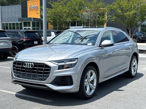 Used 2022 Audi Q8 Premium AWD/4WD image 9