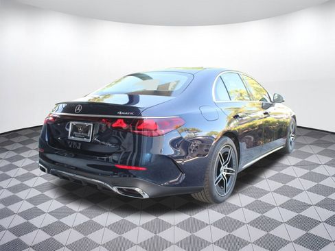 Used 2026 Mercedes-Benz E 350 4MATIC Sedan image 9