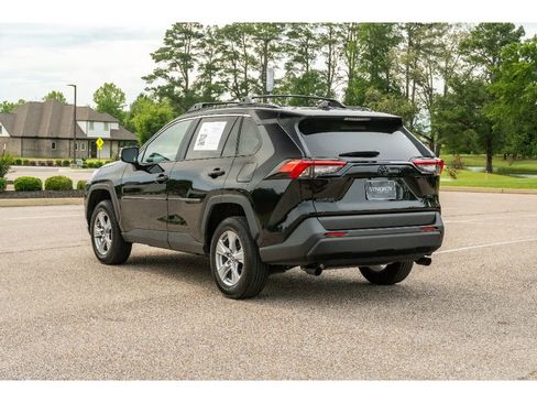 Used 2025 Toyota RAV4 XLE w/ Convenience Package FWD image 7