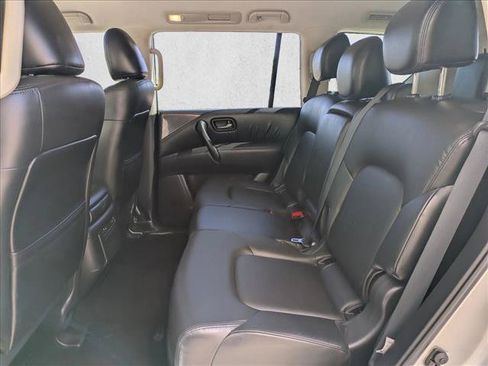 Used 2022 Nissan Armada SV AWD/4WD image 19
