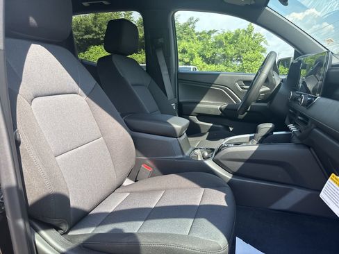 New 2026 Chevrolet Colorado W/T w/ WT Custom Package AWD/4WD image 26