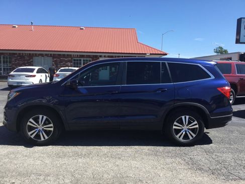 Used 2016 Honda Pilot EX image 3