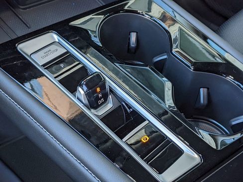 New 2026 Volkswagen Atlas SE image 20