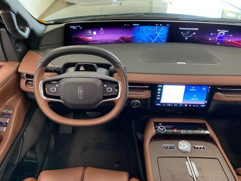 New 2027 Lincoln Navigator Reserve AWD/4WD image 19