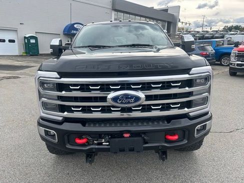 Used 2023 Ford F250 Platinum AWD/4WD image 8