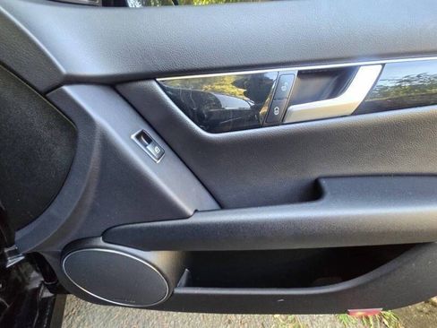 Used 2013 Mercedes-Benz C 300 C 300 Sport 4MATIC AWD 4dr Sed image 20