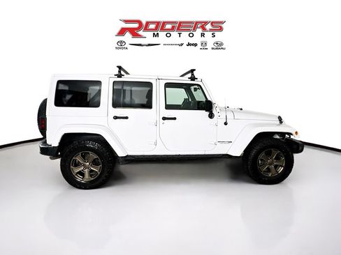 Used 2018 Jeep Wrangler Unlimited Sport AWD/4WD image 9