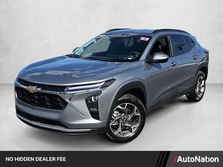 Used 2025 Chevrolet Trax LT FWD video 1