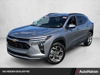Used 2025 Chevrolet Trax LT