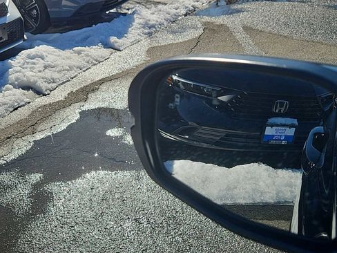 Certified 2024 Honda CR-V Sport Touring image 24