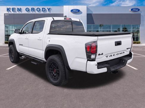 Used 2022 Toyota Tacoma TRD Pro AWD/4WD image 6