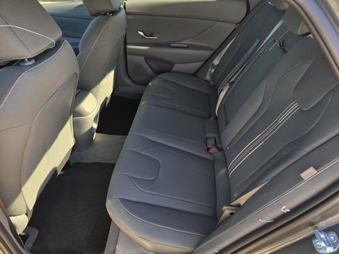 New 2026 Hyundai Elantra SEL Sport Premium FWD image 18