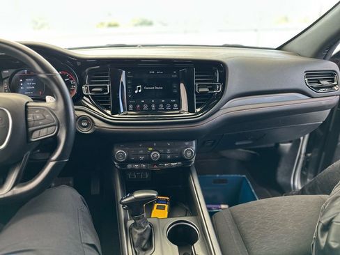 Used 2024 Dodge Durango GT image 9