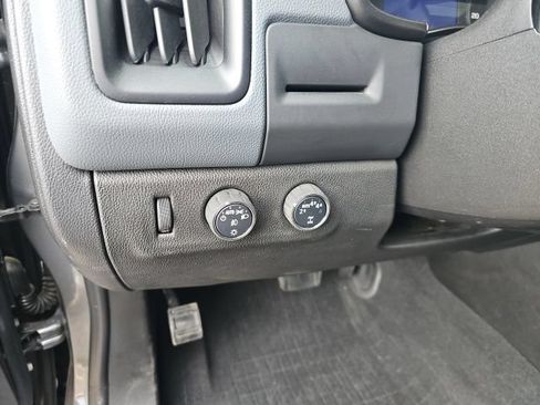 Used 2021 Chevrolet Colorado Z71 AWD/4WD image 20