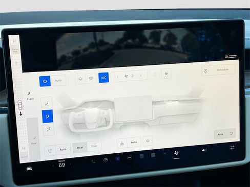 Used 2022 Tesla Model S image 15