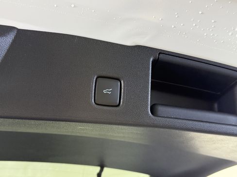 New 2025 Ford Escape Active w/ Cold Weather Package image 10