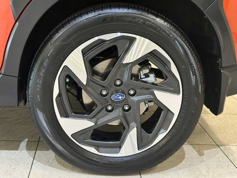 Used 2024 Subaru Crosstrek 2.5i Limited w/ Popular Package #3A AWD/4WD image 8